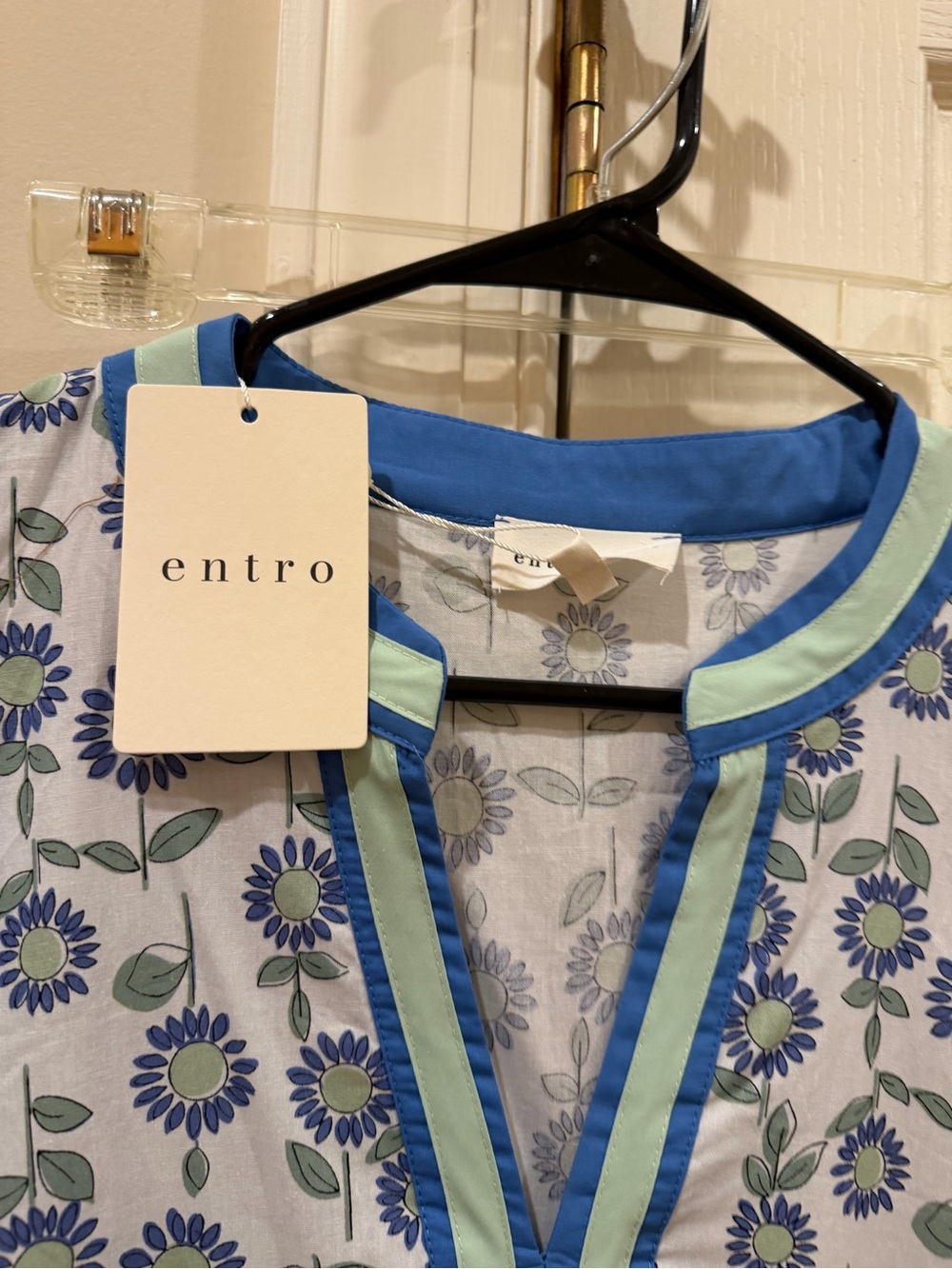 Entro Blue Floral Midi Dress - Picture 2 of 4